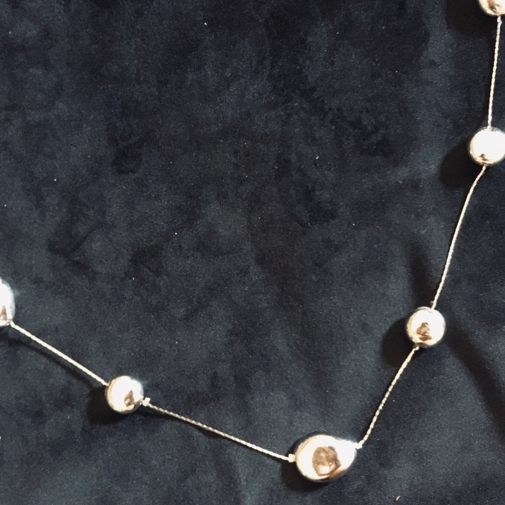 Long silver bead neaklace 💎